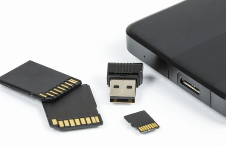 Disque dur, cloud, clé USB : quelles solutions pour stocker ses données informatiques en toute sécurité ?